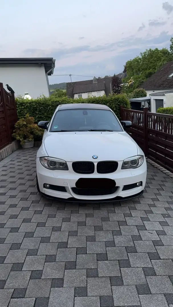 BMW 120 120d Coupe M Paket ab Werk - 1