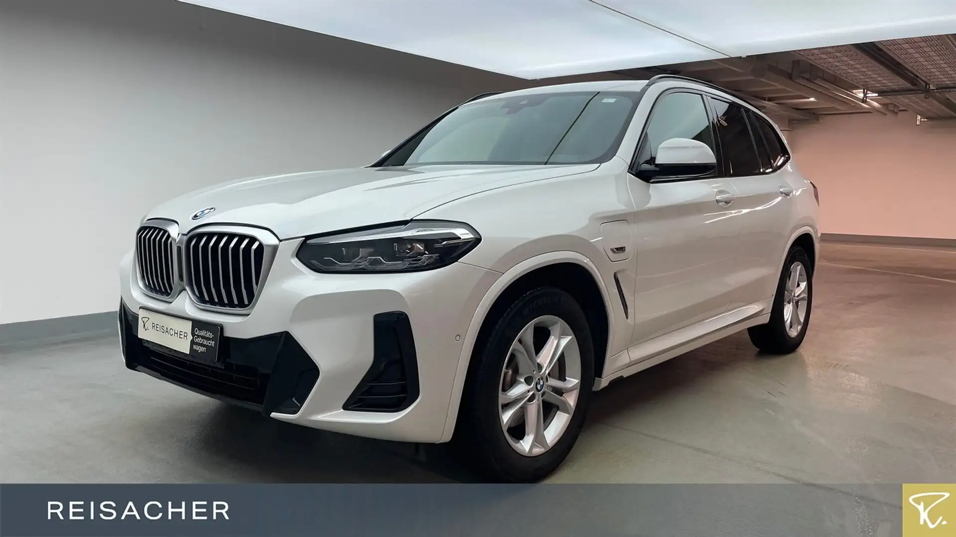 BMW X3 xDrive 30e A M-Sport,Pano,eSitz+Mem,LkdHzg Weiß - 1