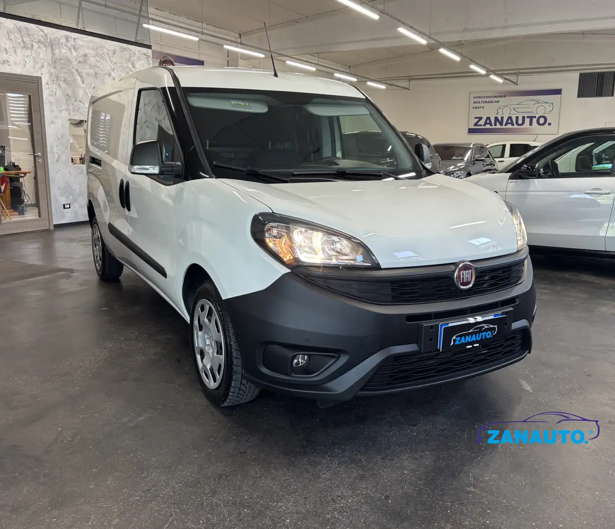 Fiat Doblo 1.4 Metano Cargo P.Lungo *PREZZO+IVA* Lounge Weiß - 2