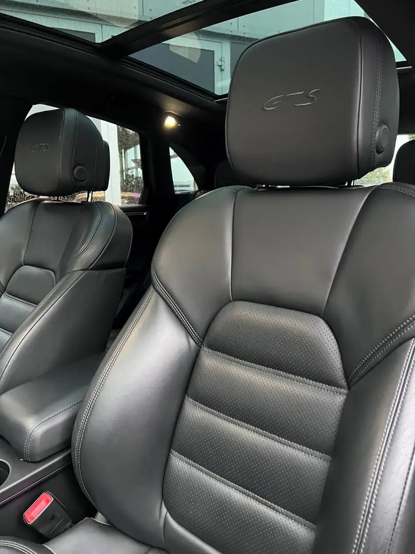 Porsche Macan GTS **Ganzleder-18-Wege Sitzanlage-Voll ** Schwarz - 2