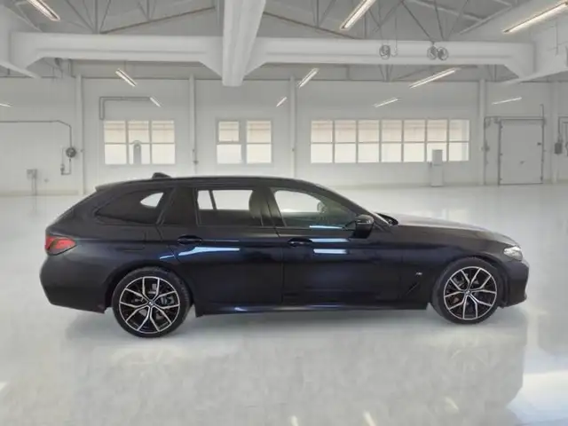 BMW 520 Serie 520d Touring mhev 48V xdrive Msport auto