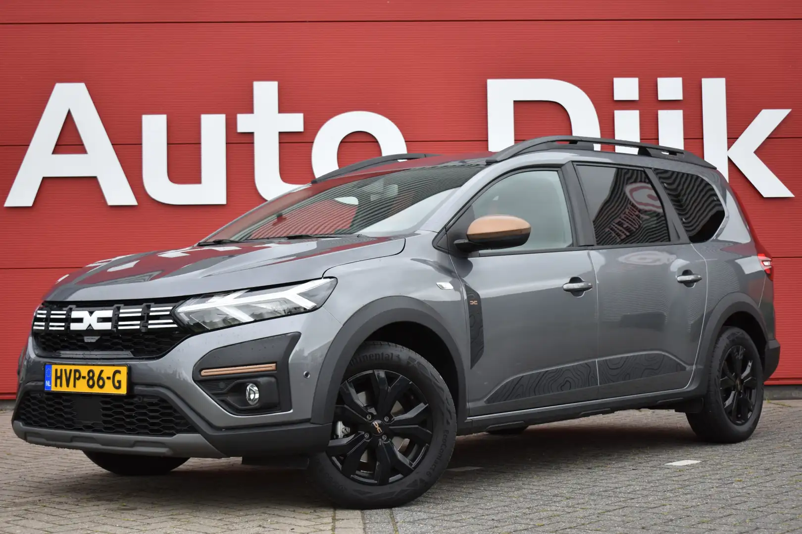 Dacia Jogger 1.0 TCe 110 Extreme 7p. LED | Carplay | Camera | K Grijs - 1