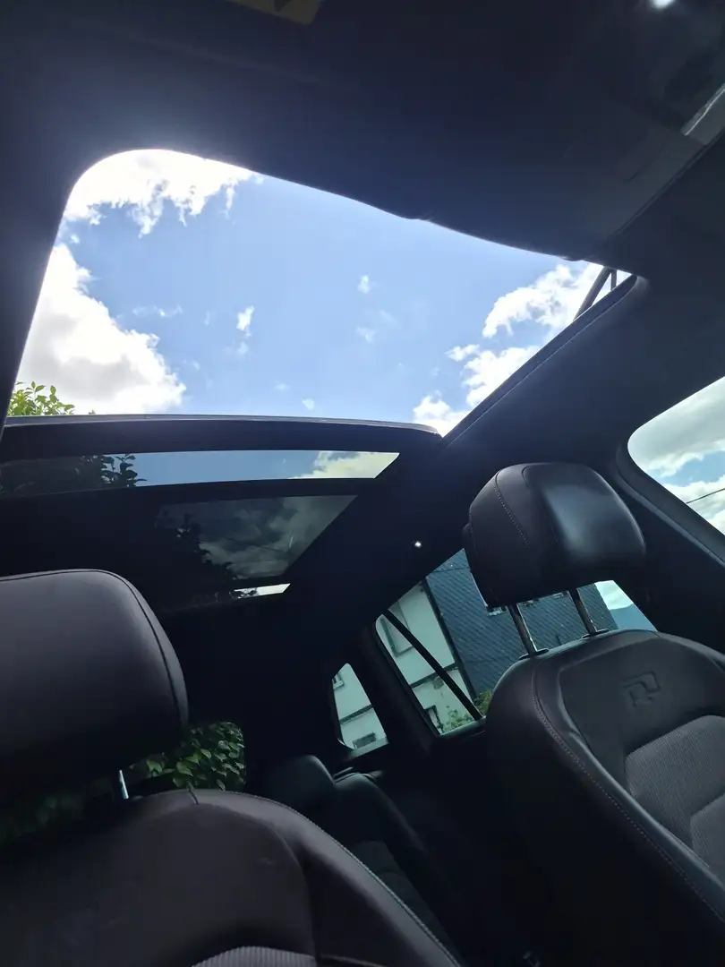 Volkswagen Tiguan 2.0TDI Sport 4Motion DSG 140kW - 2