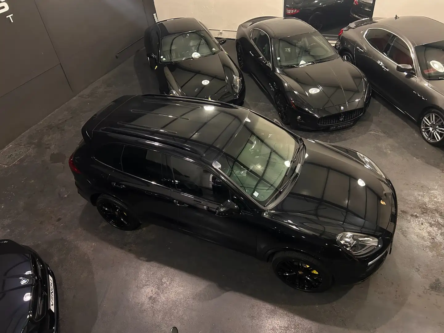 Porsche Cayenne TURBO 4.8 V8 520 TIPTRONIC Noir - 2