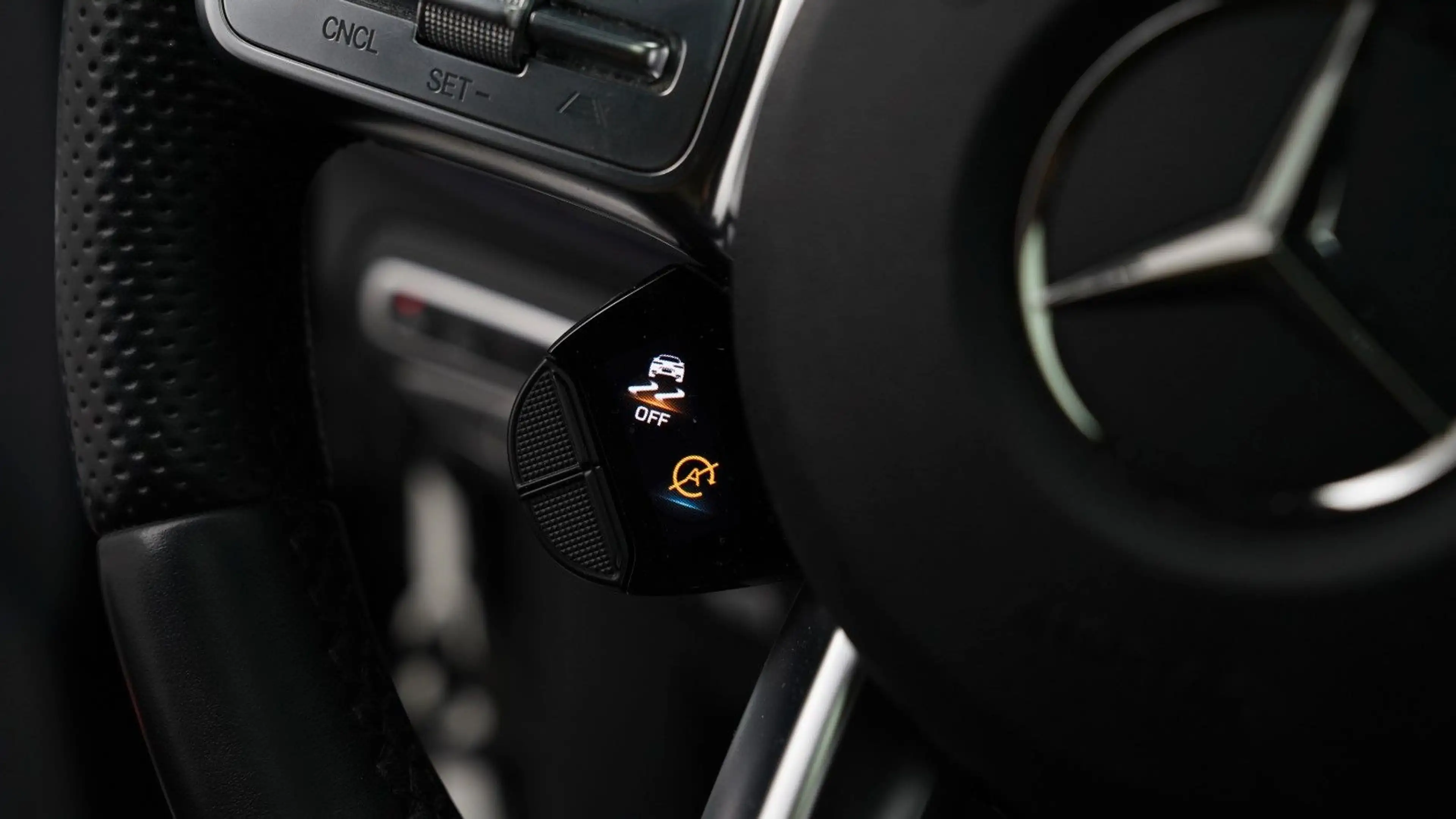 Mercedes-Benz G 63 AMG *DRIVERS-PACKAGE*NIGHT-PAKET*MB-GARANTIE — photo 12