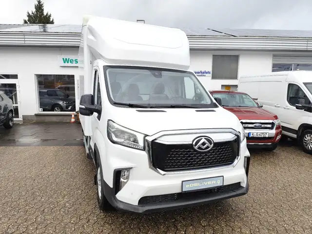 Maxus eDeliver 9