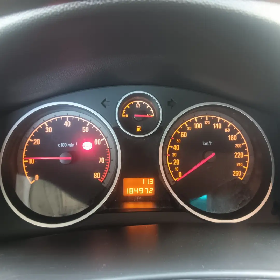 Opel Astra 1.6 Caravan Edition Plus - 1