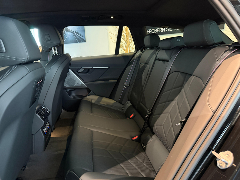 BMW 550 e xDrive Touring Navi Tempom.aktiv Panoramadach Bl — photo 15