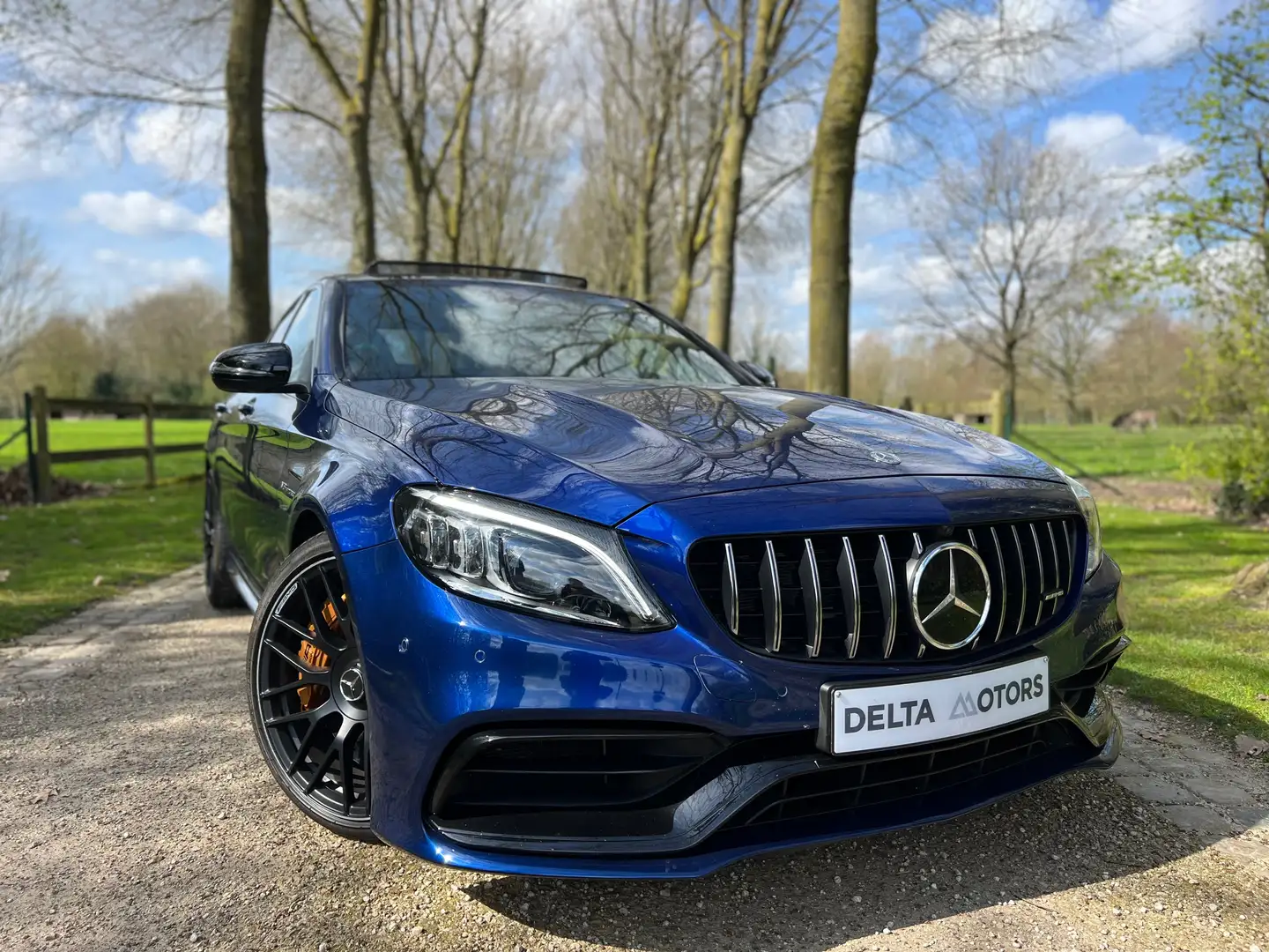 Mercedes-Benz C 63 AMG S * Ceramik * Pano * 360 * Distance * Carbon * IWC Modrá - 2