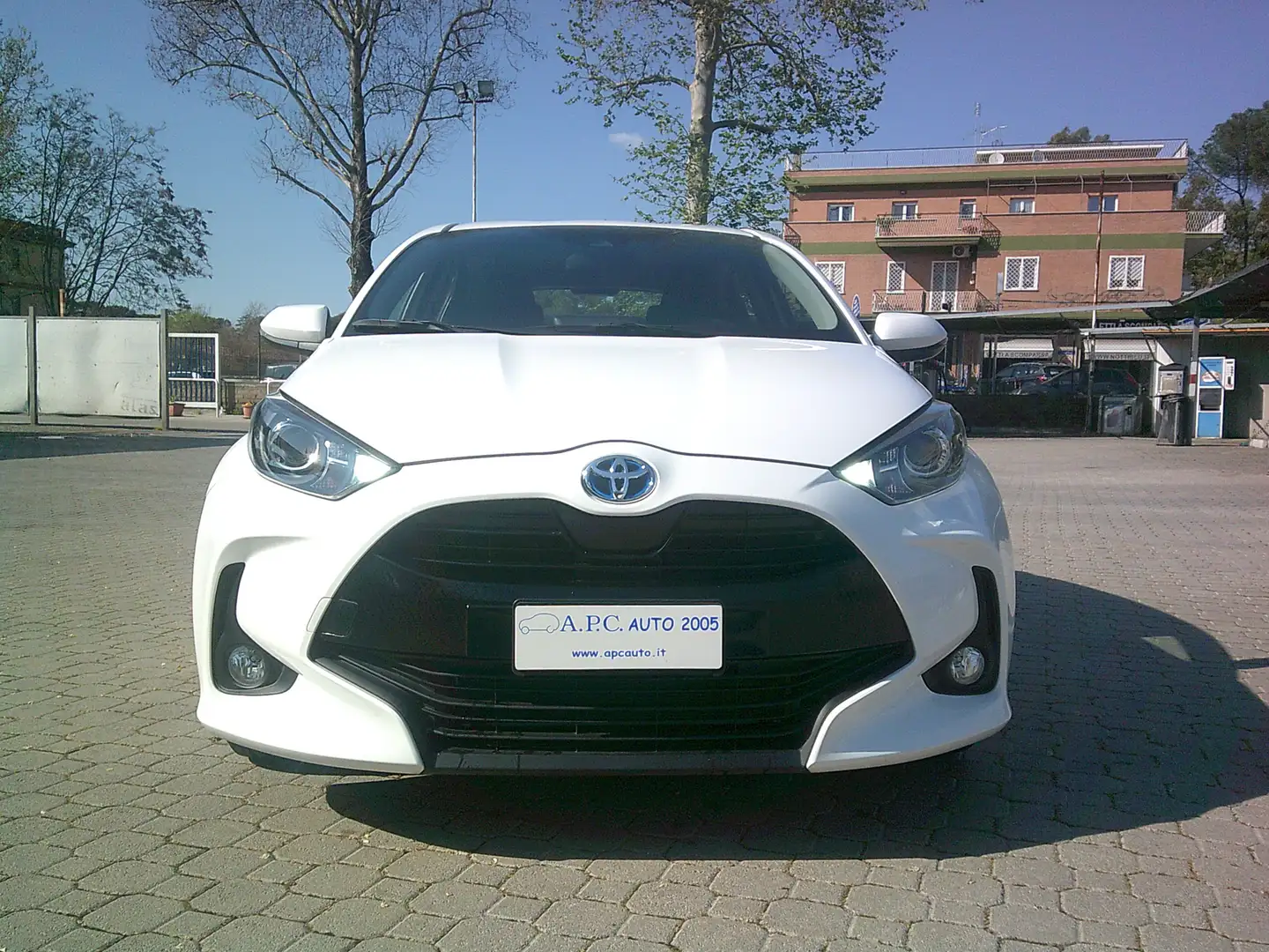 Toyota Yaris Yaris 1.5 Hybrid Tagliandata Toyota*Prezzo Vero* Bianco - 2