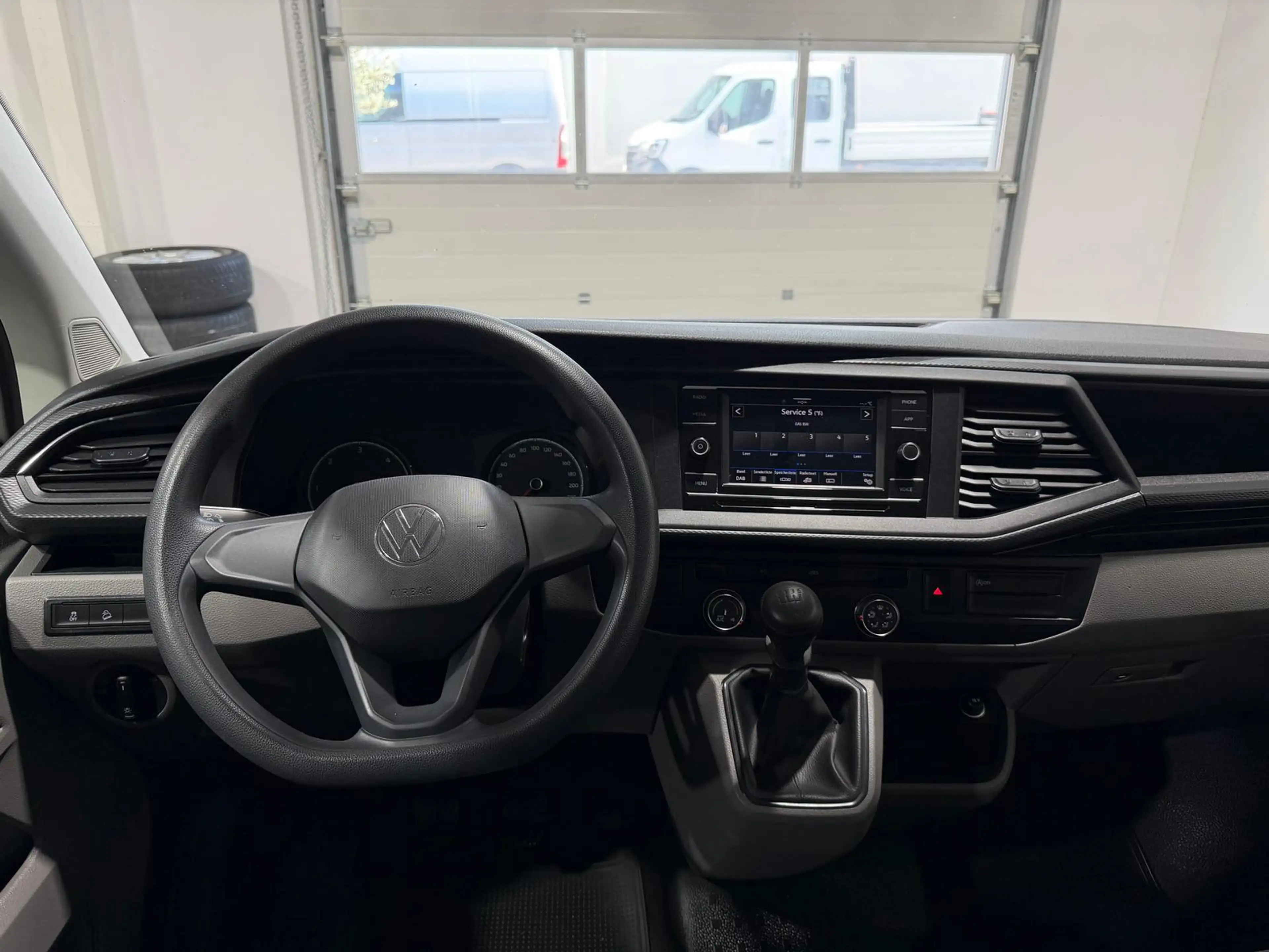 Volkswagen T6.1 Transporter -Doka(5-Si.),4Motion,kurz,Standh — photo 14