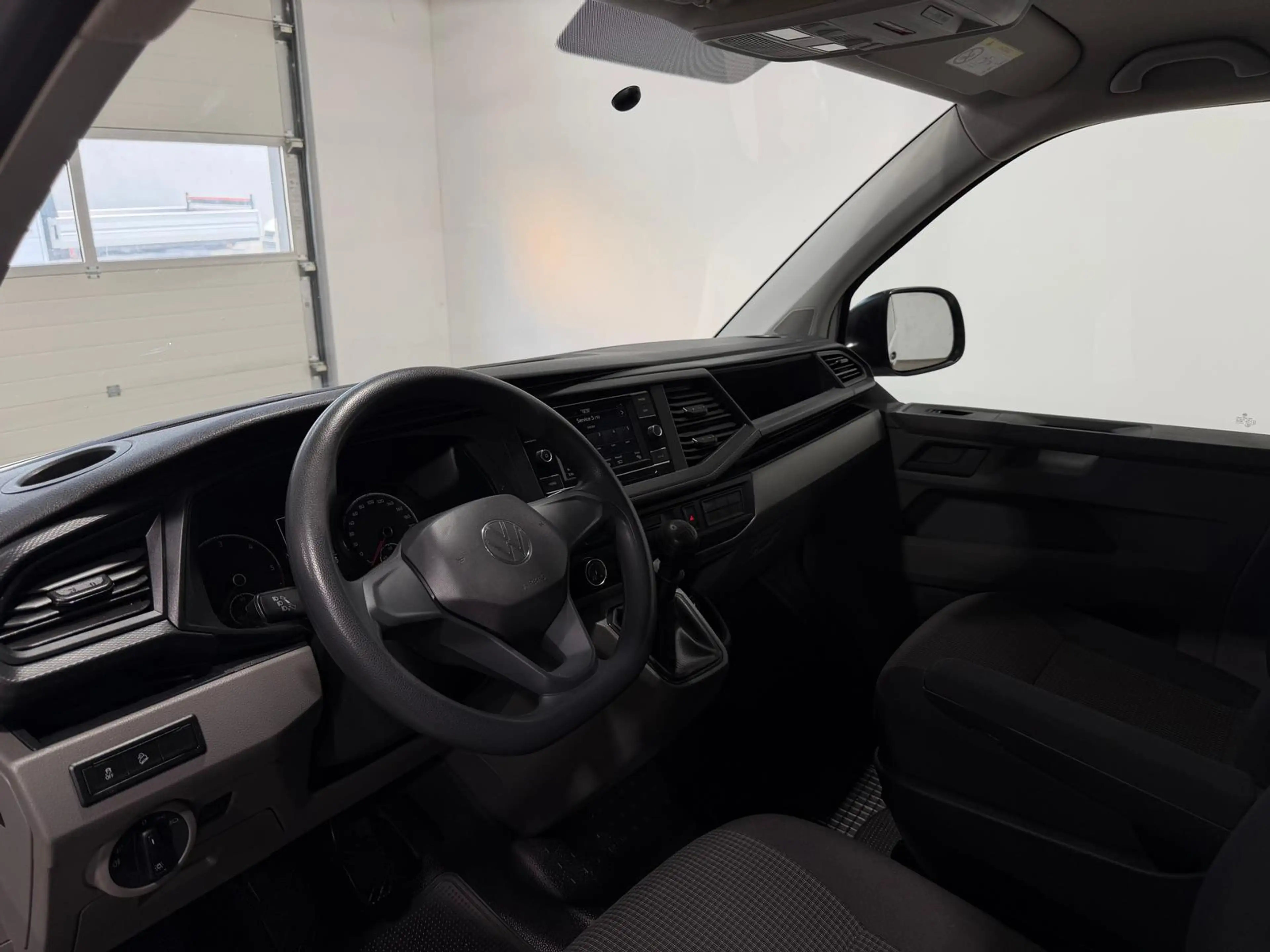 Volkswagen T6.1 Transporter -Doka(5-Si.),4Motion,kurz,Standh — photo 15