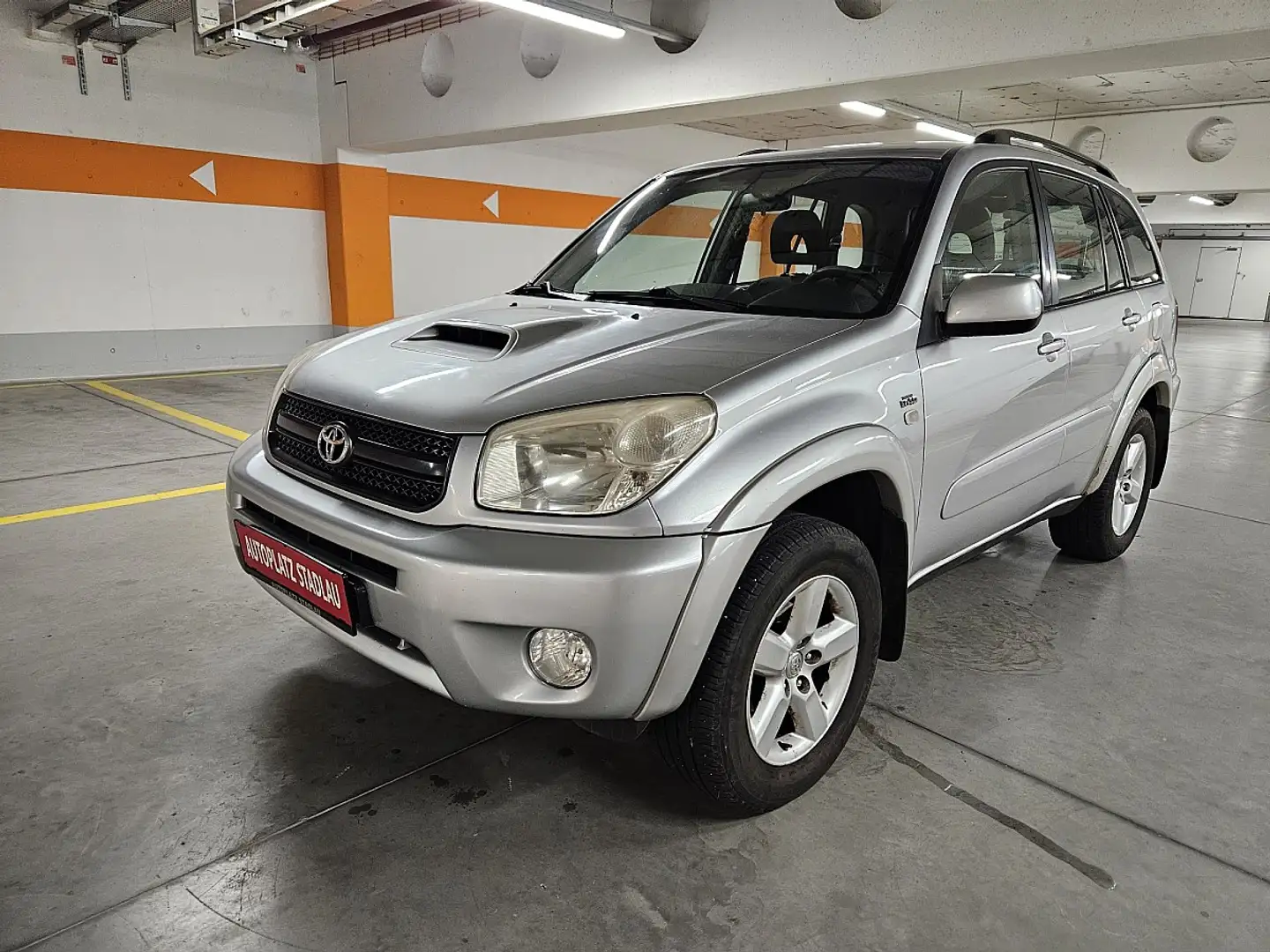 Toyota RAV 4 RAV4 2,0 D-4D 4WD Silber - 1