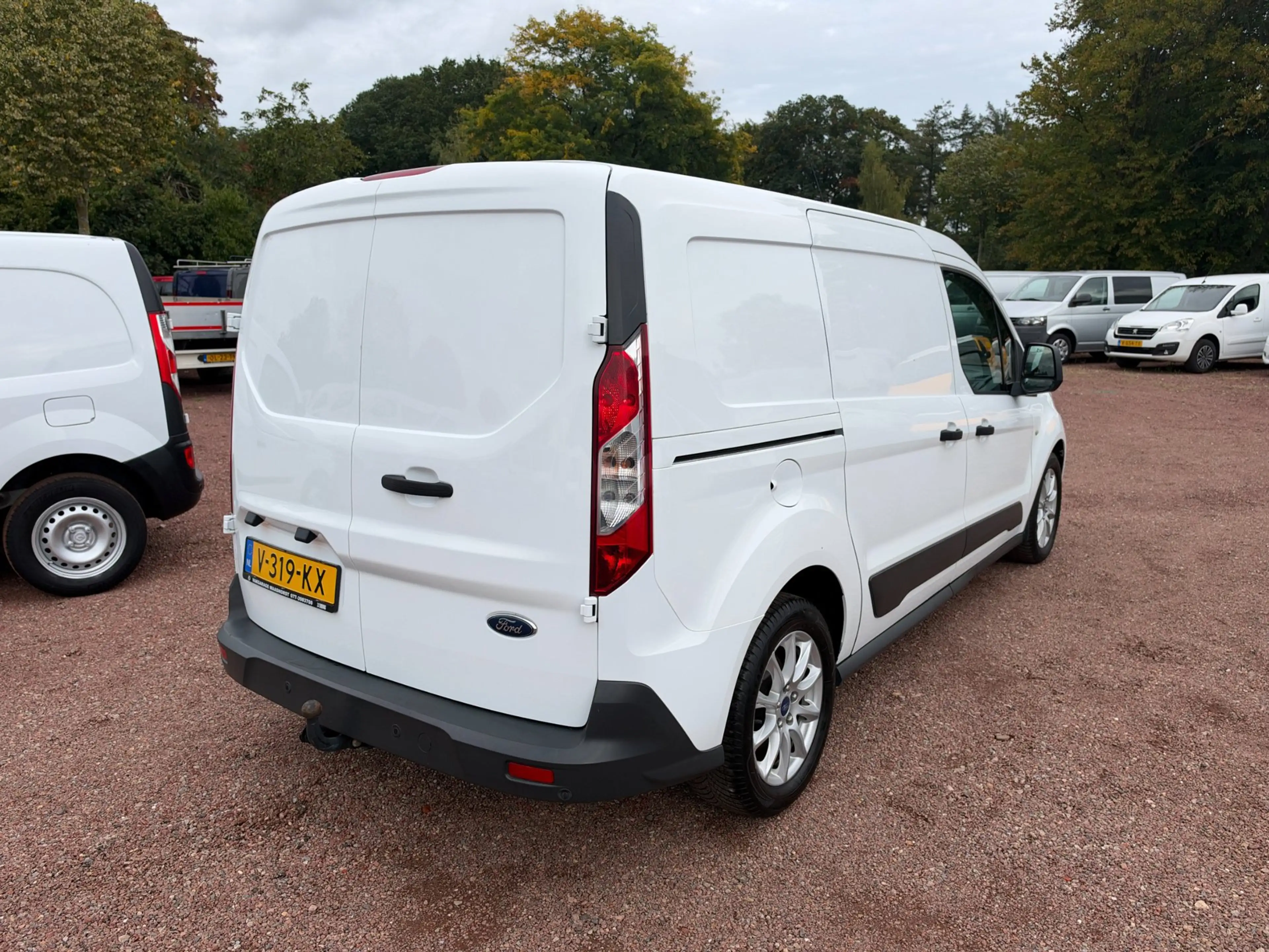 Ford Transit Connect 1.5 TDCI EURO 6 L2H1 + inrichting Airco / Cruise — photo 13