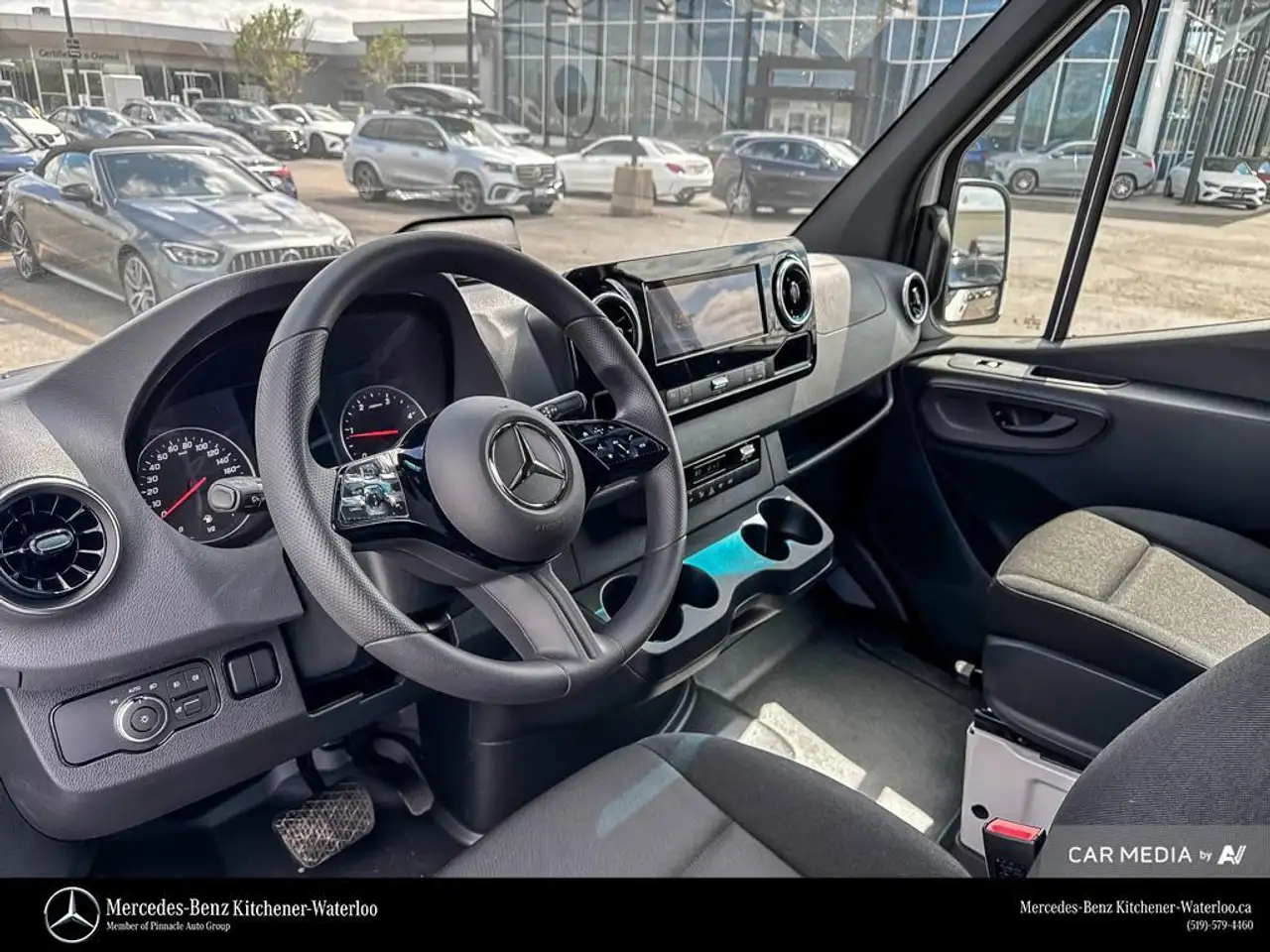 Mercedes-Benz Sprinter снимка Mercedes-Benz Sprinter