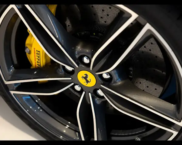 Ferrari Roma view 12