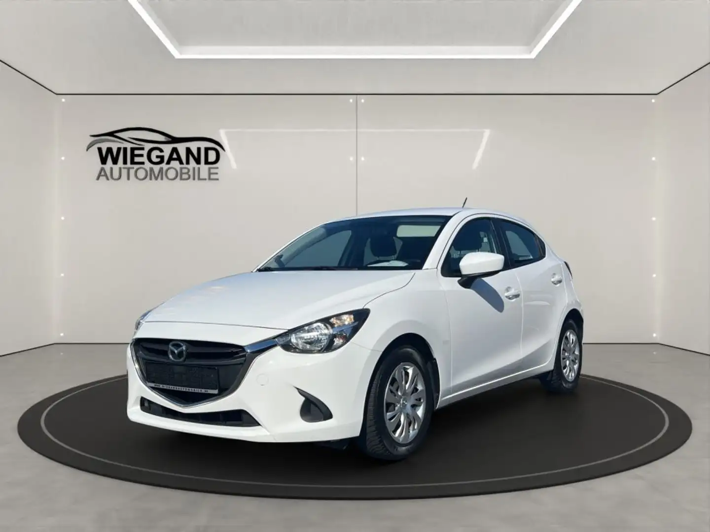 Mazda 2 SKYACTIV-G 90 Center-Line+TOURING-PAKET+ Weiß - 1