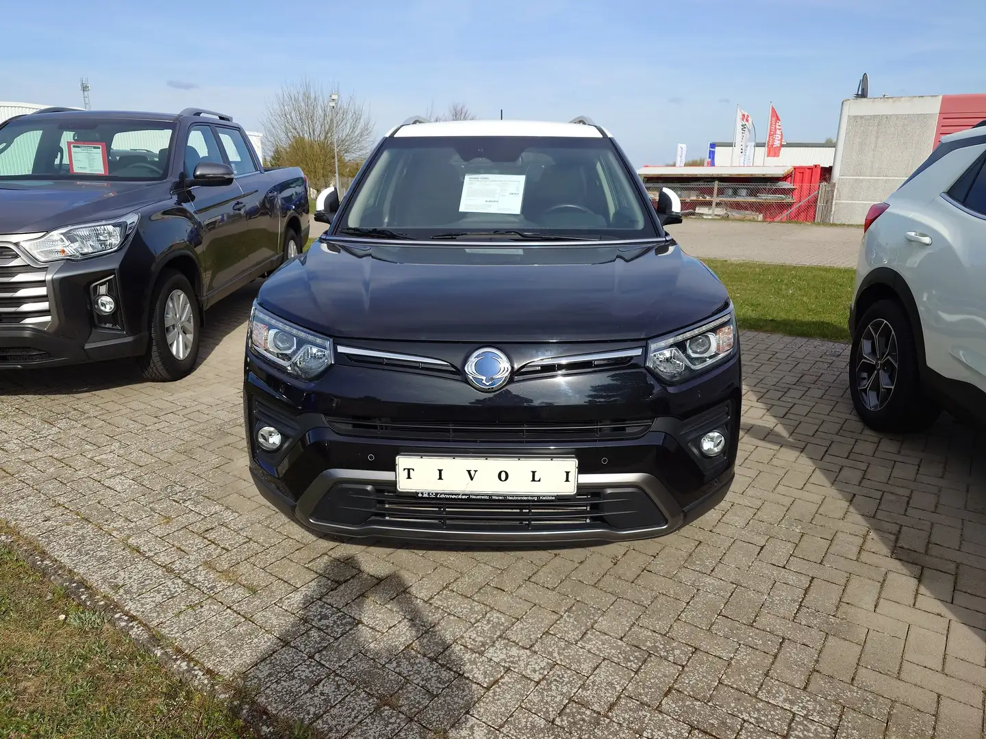 SsangYong Tivoli Grand 1.5 T-GDi 2WD Fizz, Navi, Lenkradheizung Fekete - 2