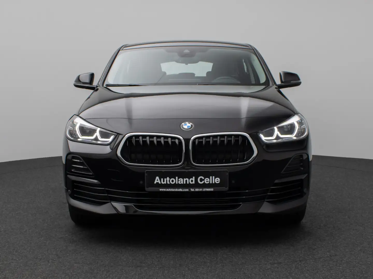 BMW X2 sD20i HUD DAB Navi+Parkassist DrivAssis Alarm Schwarz - 2