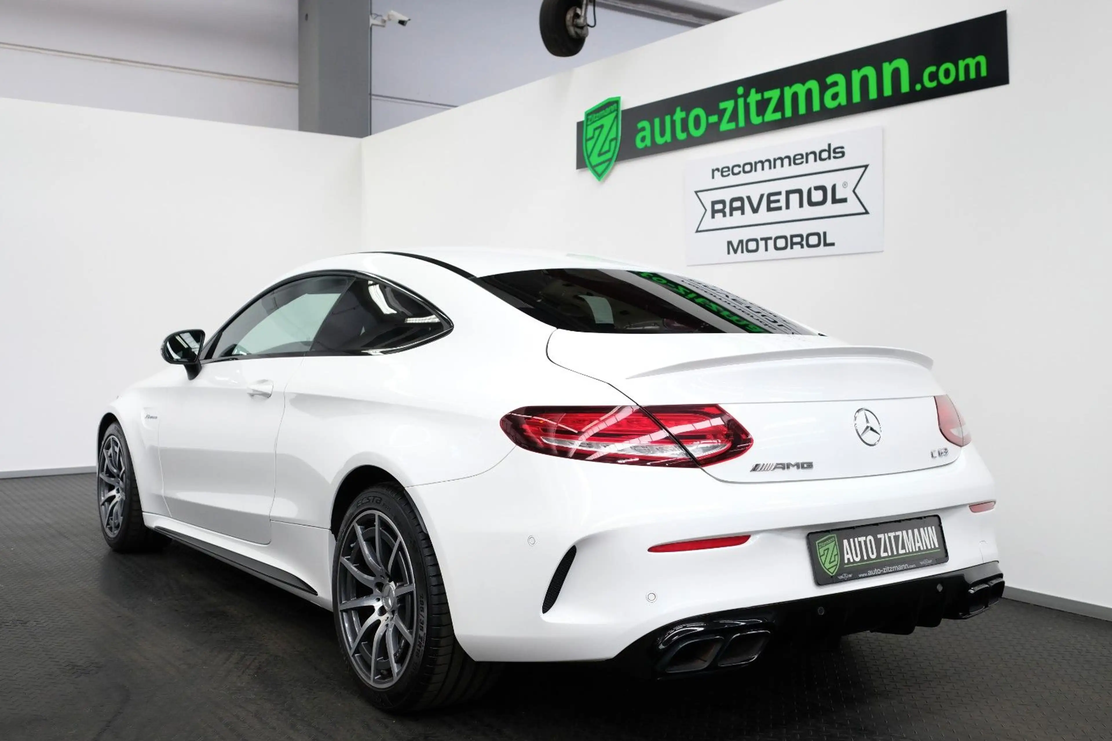 Mercedes-Benz C 63 AMG C63 AMG COUPE/DEUTSCH/NIGHT-PAKET/FACELIFT — photo 2