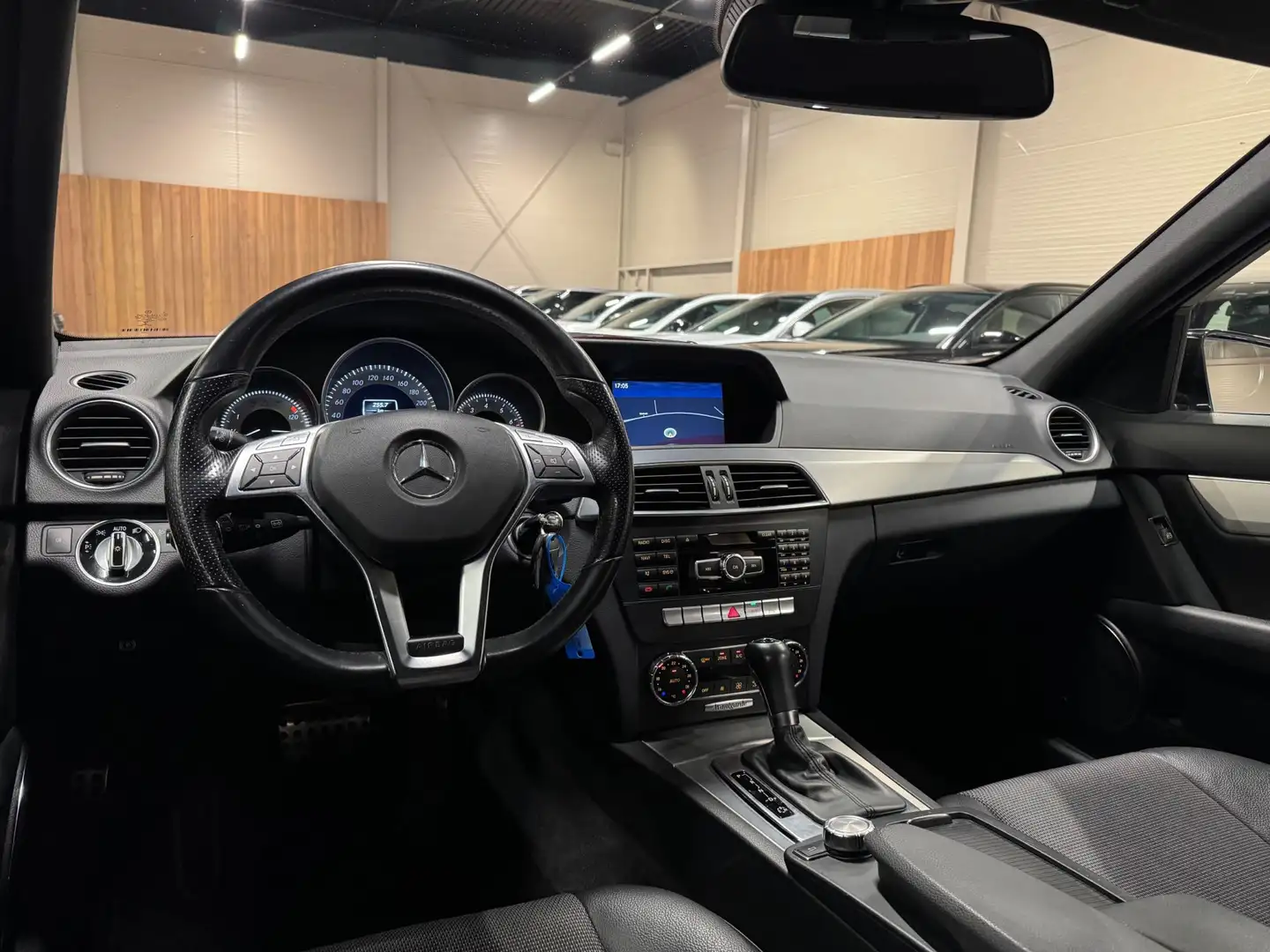 Mercedes-Benz C 200 AUT AMG Line, NAP, Command Navi, Led, 18" AMG Velg Noir - 2
