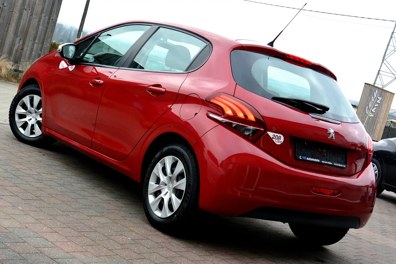 Peugeot 208 1.6 BlueHDi Like_1er PROP_GARANTIE 12MOIS_✅ Červená - 2