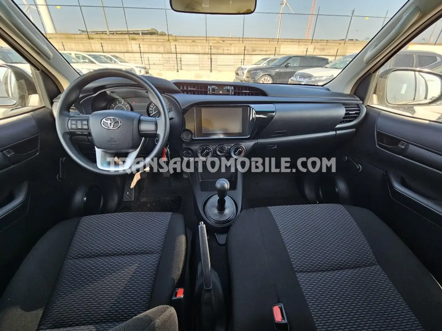Toyota Hilux Pick-up double cabin Pack Security - EXPORT OUT EU Bílá - 2