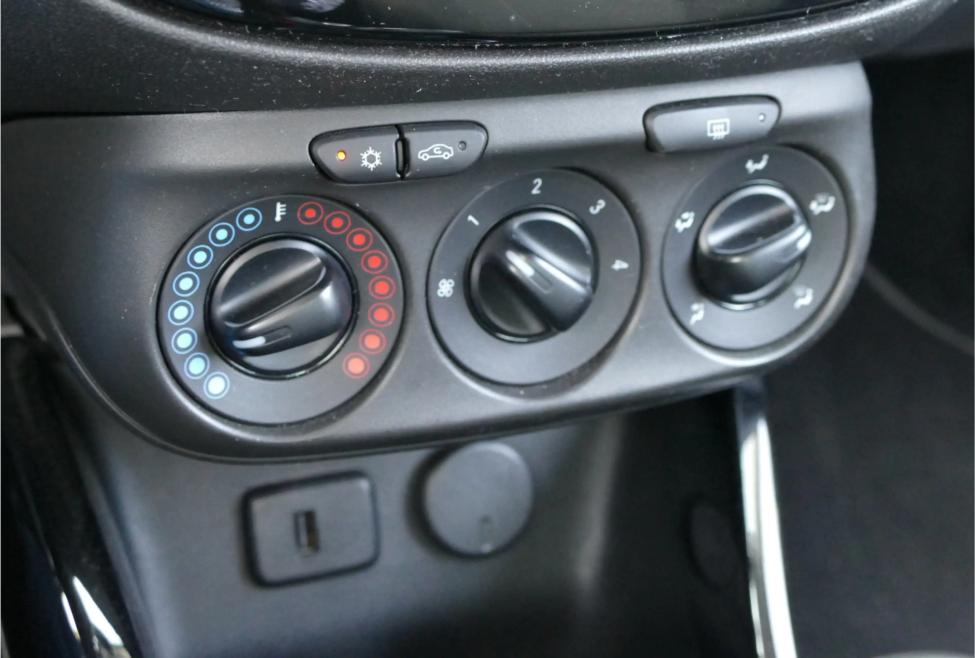 Opel Adam 1.4 | stoelverwarming | verwarmd stuur | cruise co — photo 21