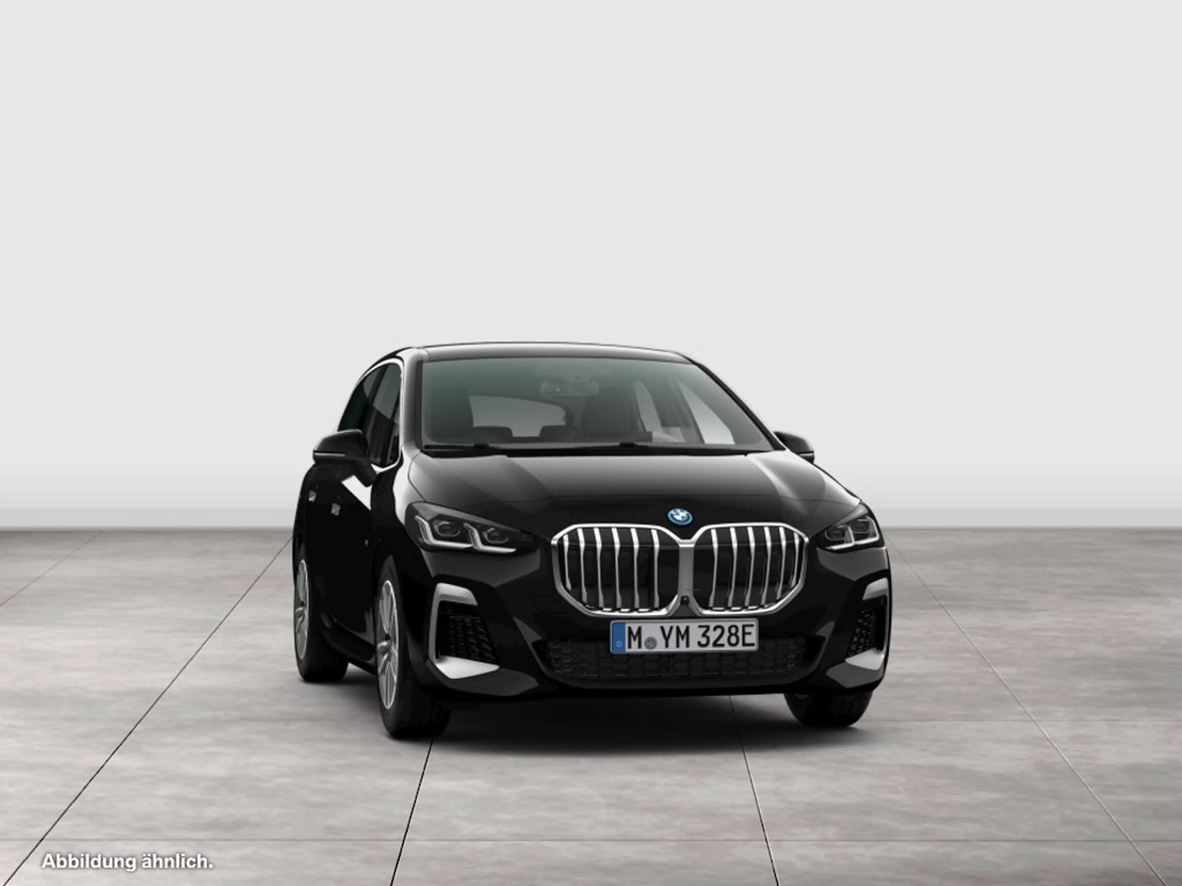 BMW 230 e xDrive Active Tourer — photo 11