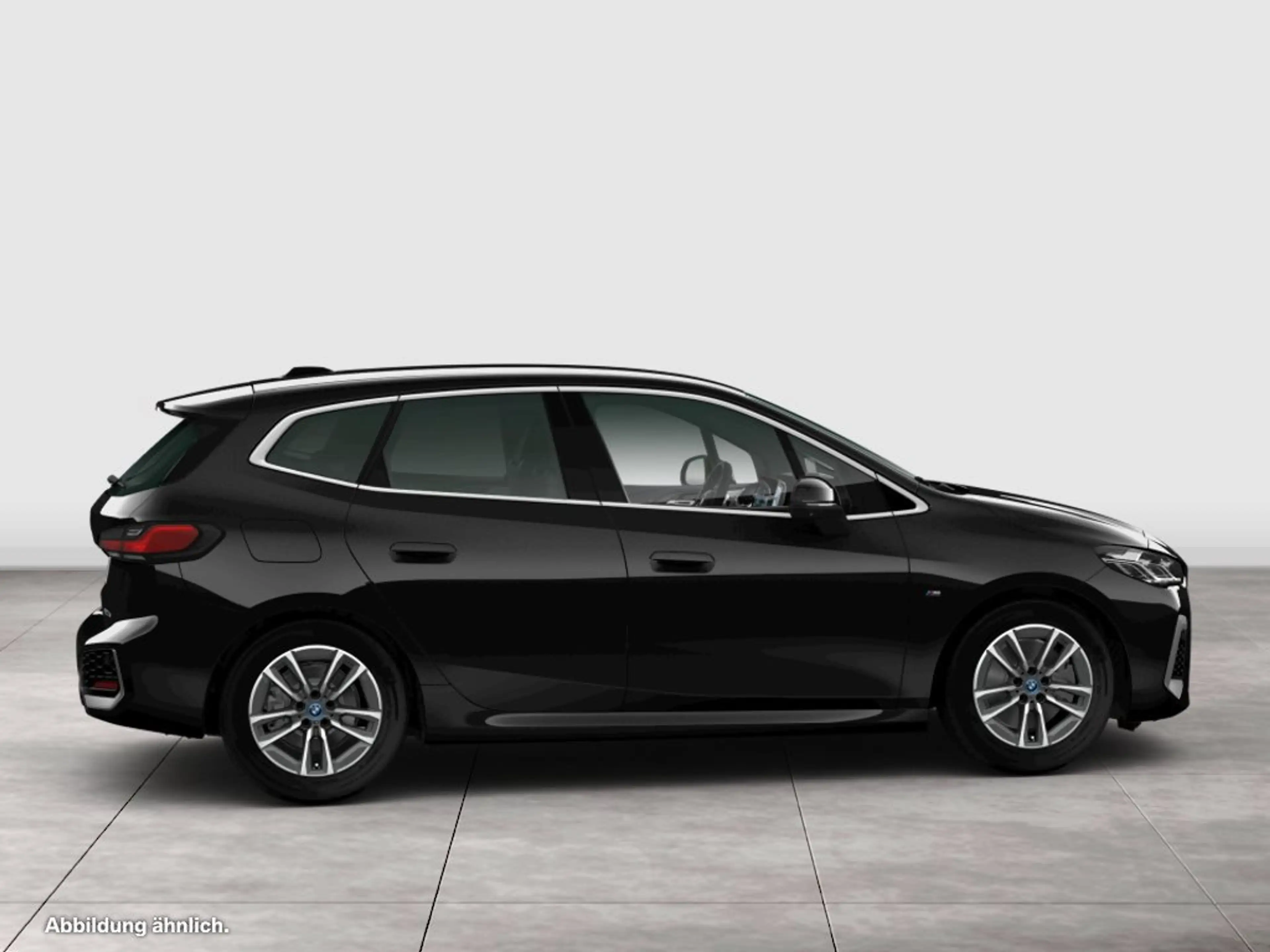 BMW 230 e xDrive Active Tourer — photo 9