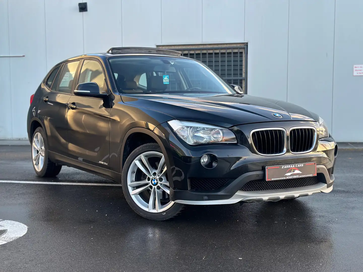 BMW X1 X1 2.0 d sDrive16 TOIT PANORAMIQUE-OUVRANT Noir - 2