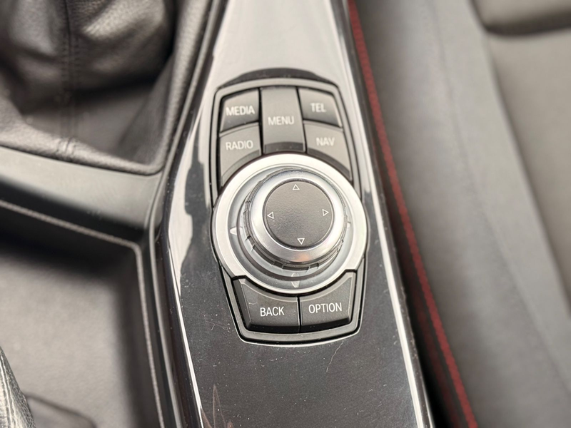 BMW 118 I Advantage + Sport Line *harman/kardon* — photo 16