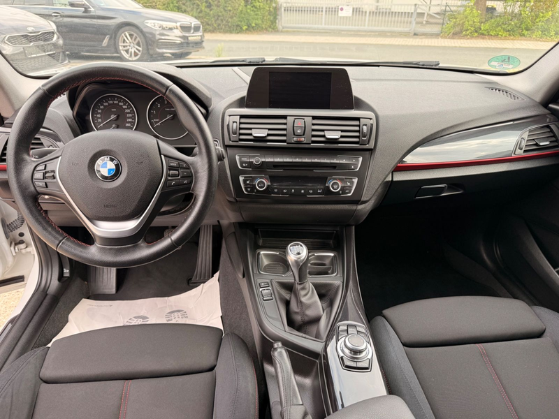 BMW 118 I Advantage + Sport Line *harman/kardon* — photo 12