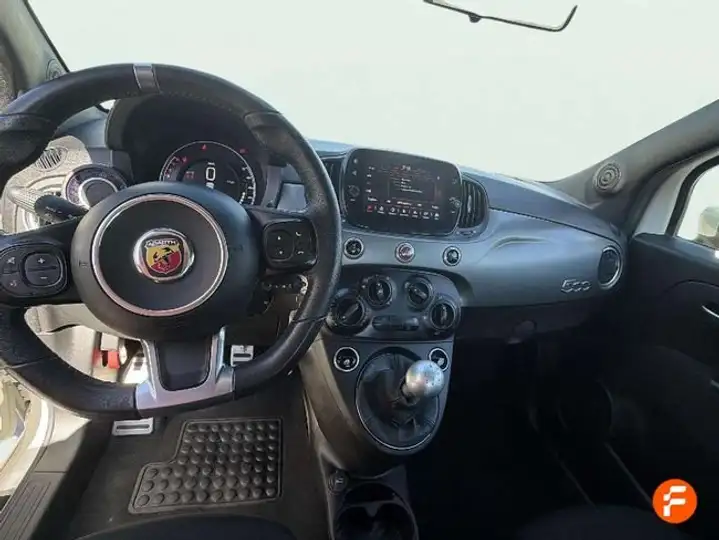 Abarth 500 2022, foto 11