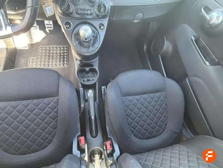 Abarth 500 2022, foto 17