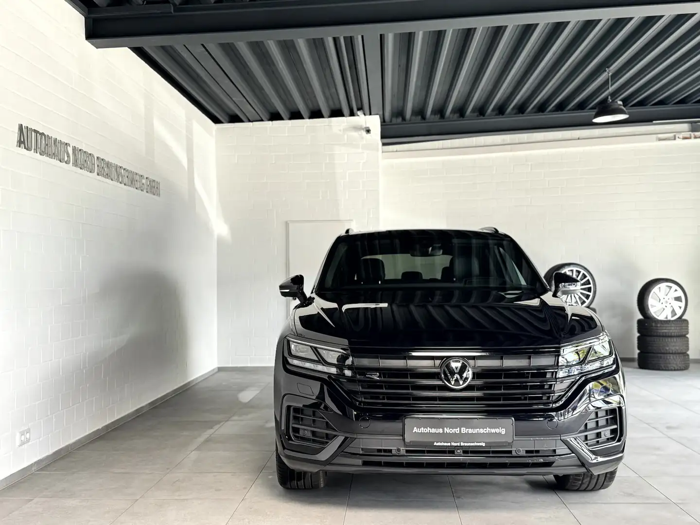 Volkswagen Touareg 3.0TDI 4Motion R Line*BlackStyle*Pano*IQ* Schwarz - 2