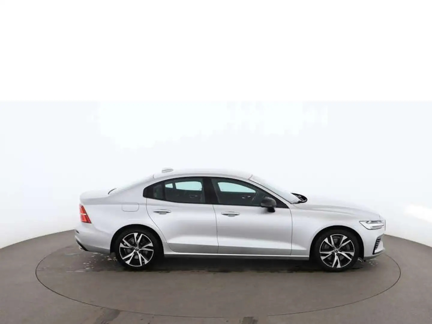 Volvo S60 T8 R-Design PHEV AWD Aut LED LEDER NAV R-CAM Silber - 2