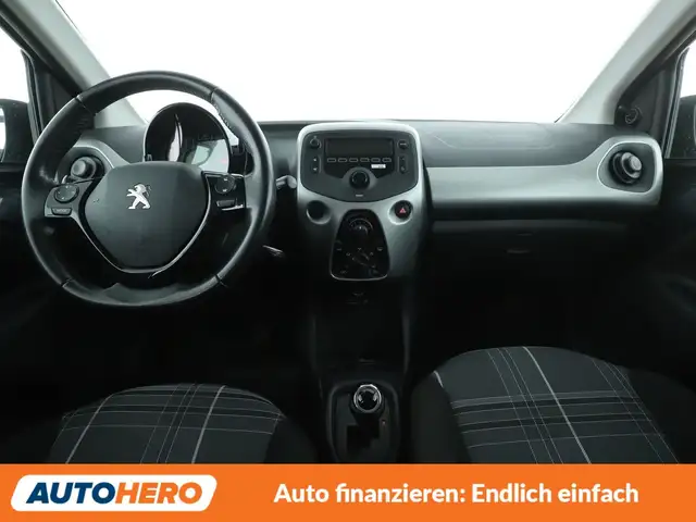 Peugeot 108 view 12