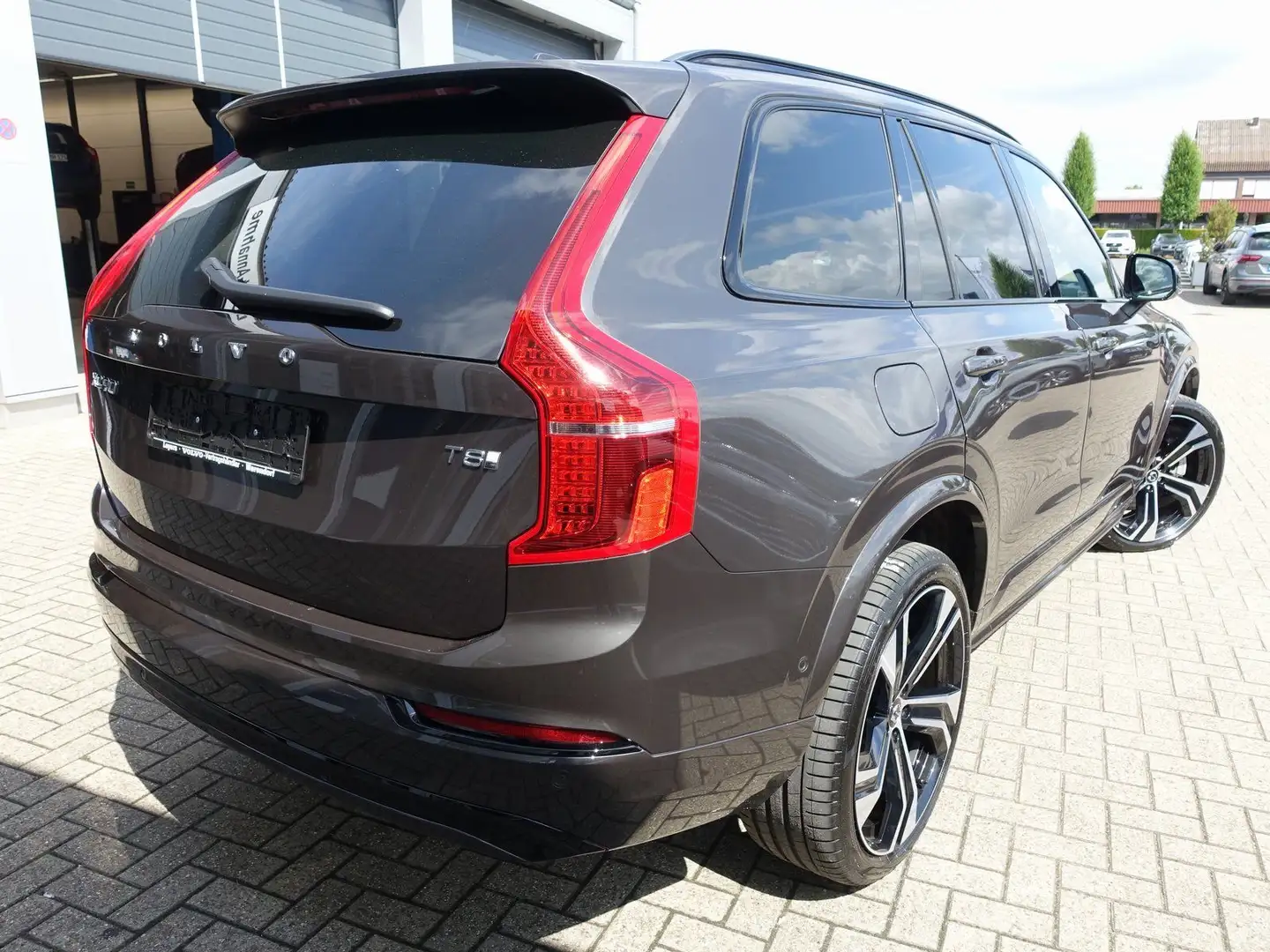 Volvo XC90 Ultra T8 AWD/360°/HeadUP/Pano/B&W/Massage Gris - 2
