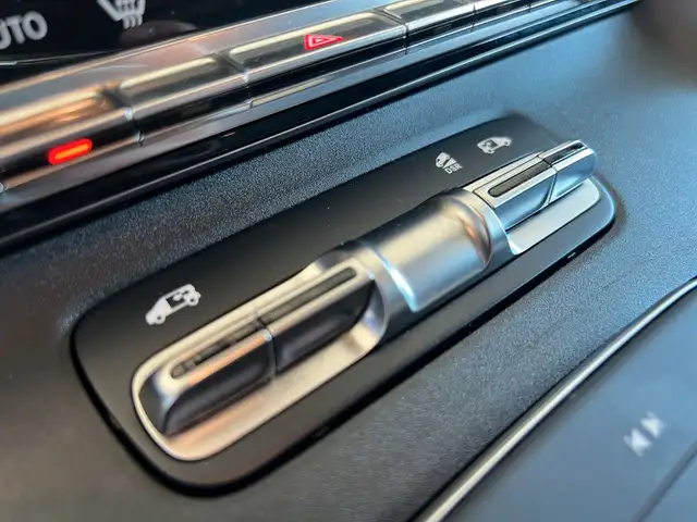 Mercedes-Benz V 300 view 14
