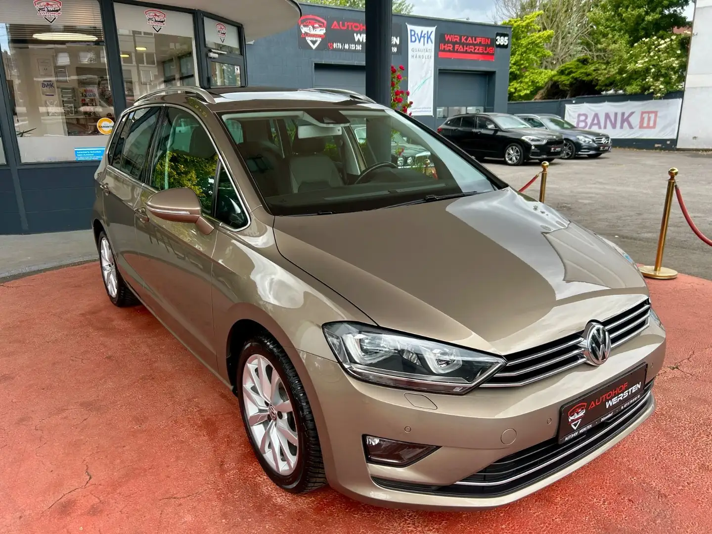Volkswagen Golf Sportsvan VII 2.0 Highline AUTOMATIK 1.Hand Goud - 2