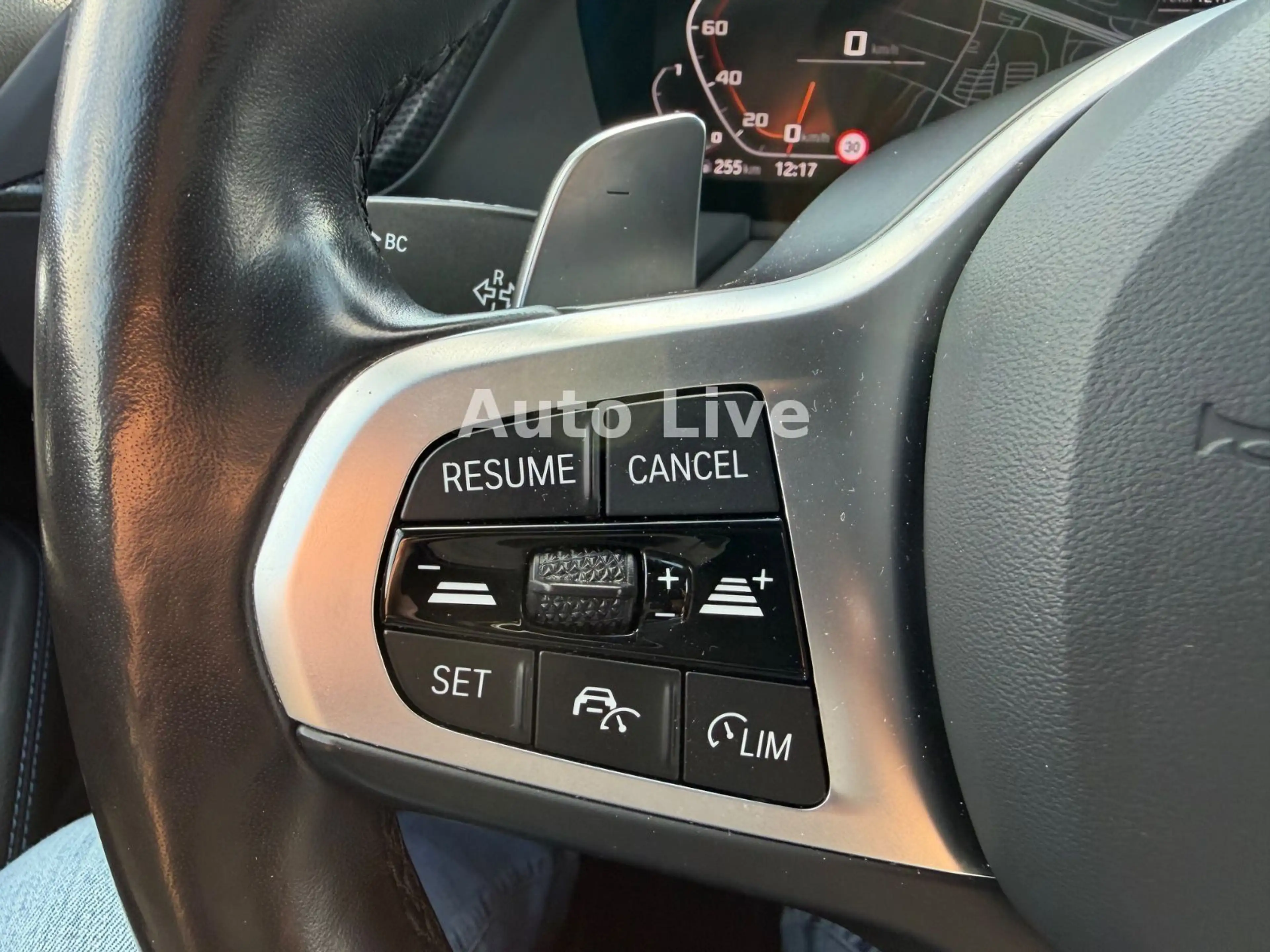 BMW 135 i xDrive*VIRTUAL*NAVI*LASER*KAMERA*SPORT!! — photo 14