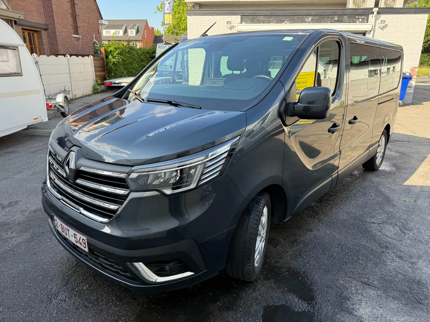 Renault Trafic Trafic Blue dCi 150 EDC L1H1 2,8t Komfort Zwart - 1