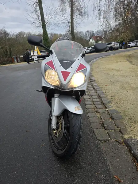 Honda CBR 600 - foto 7