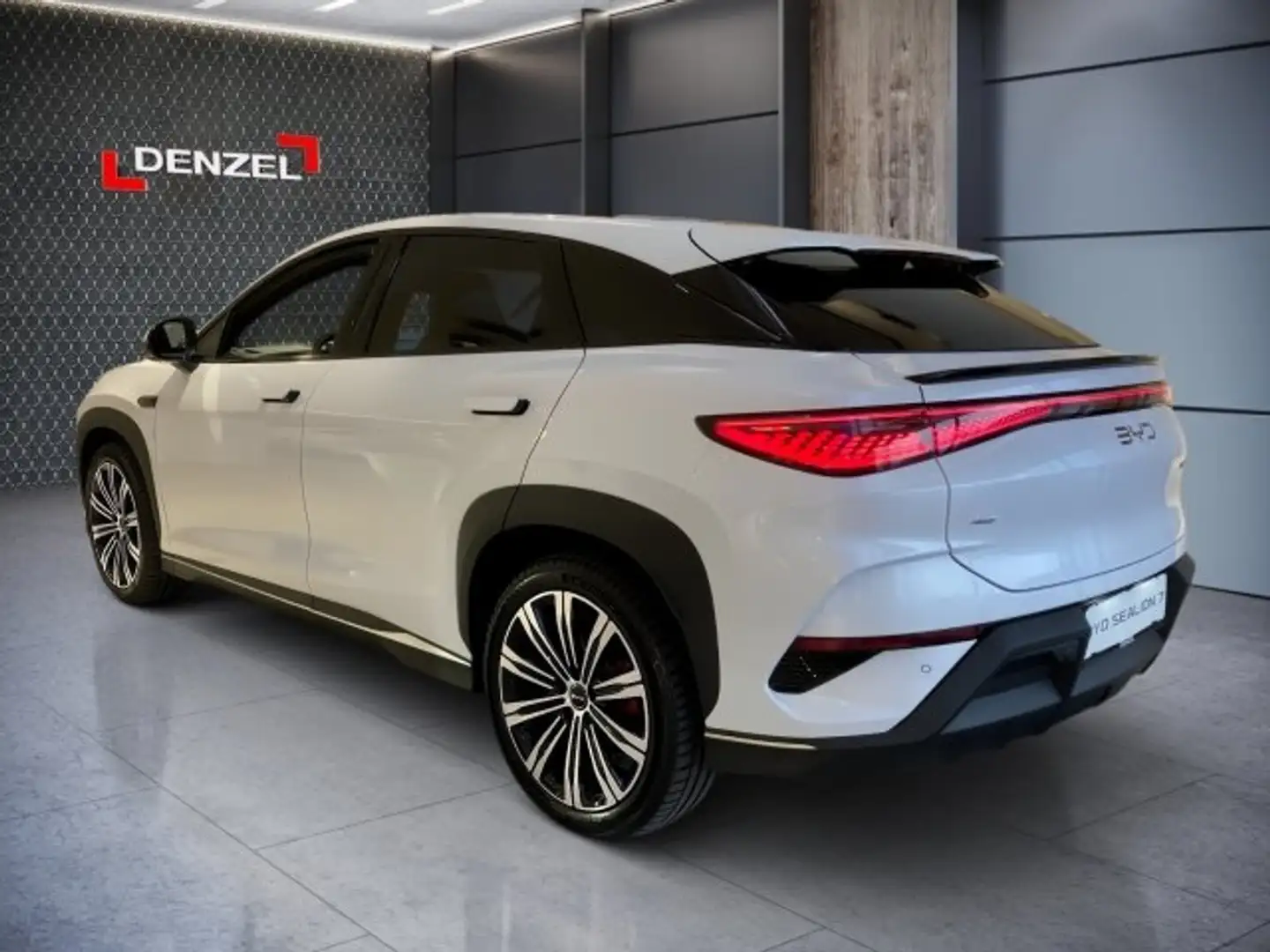 BYD Sealion 7 Excellence AWD Fehér - 2