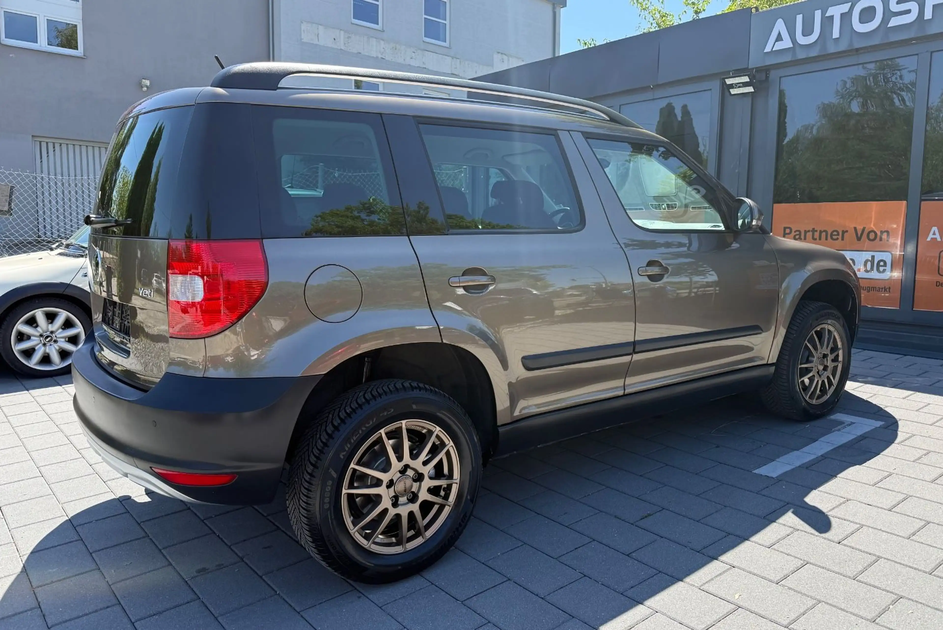 Skoda Yeti Skoda Yeti 1.8 TSI DSG 4x4 Elegance 78.500 km — photo 7