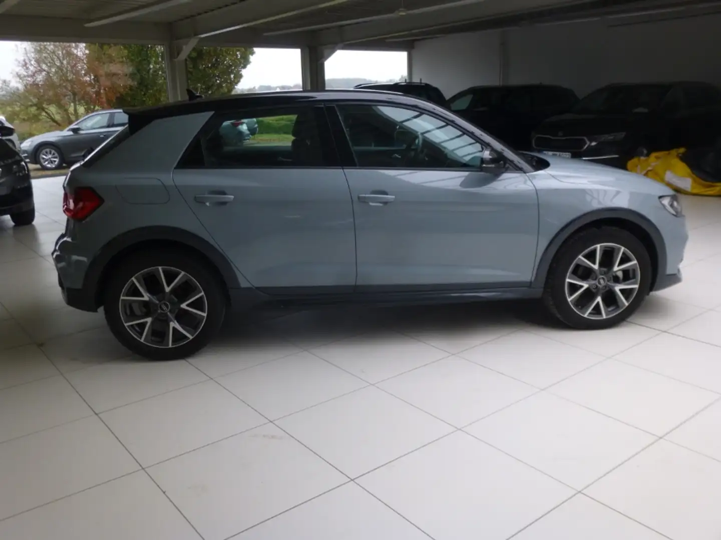 Audi A1 allstreet 30 TFSI 1.0 EU6d Grau - 1