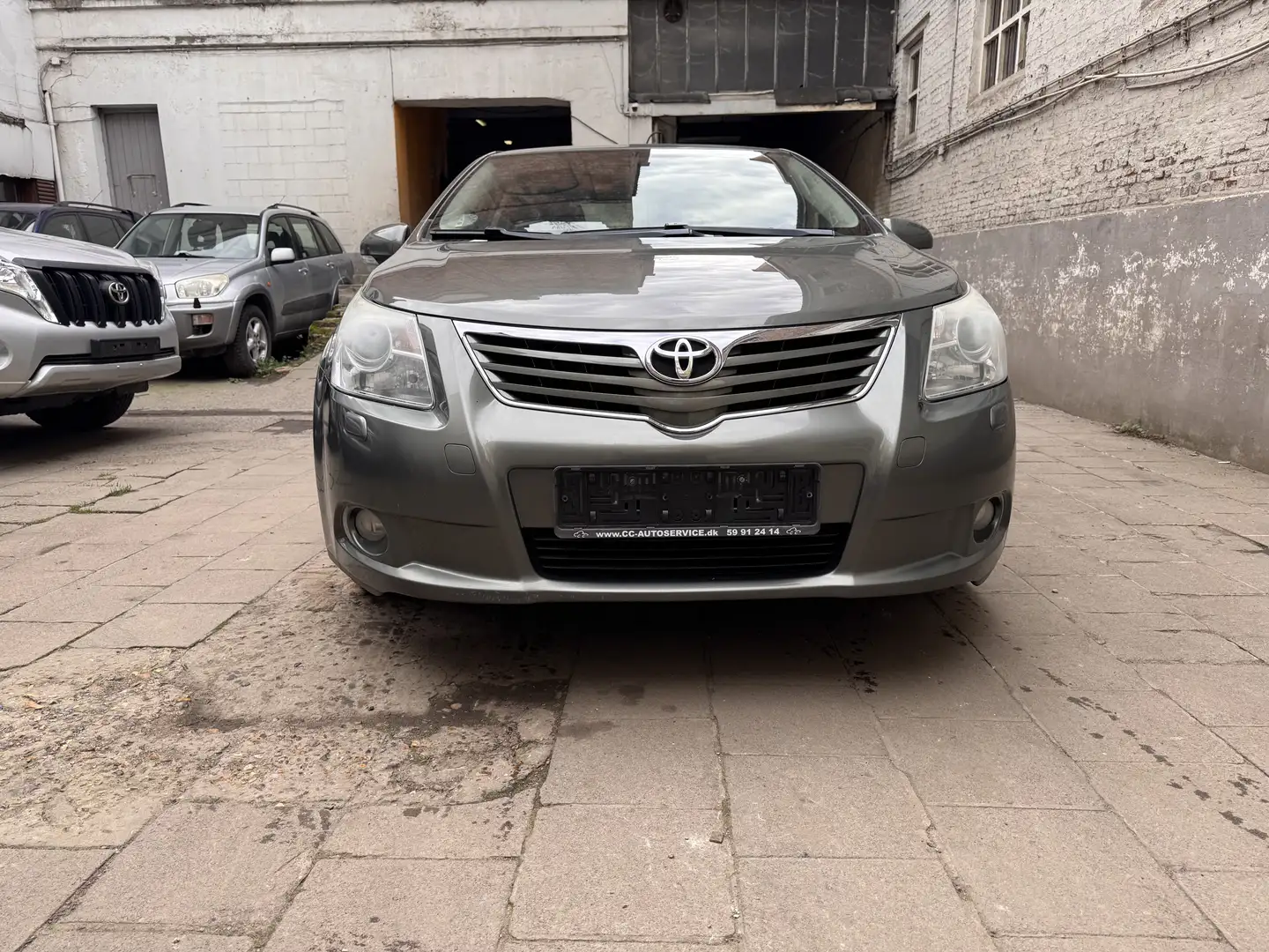 Toyota Avensis 1.8 Executive Export hors europe - 2