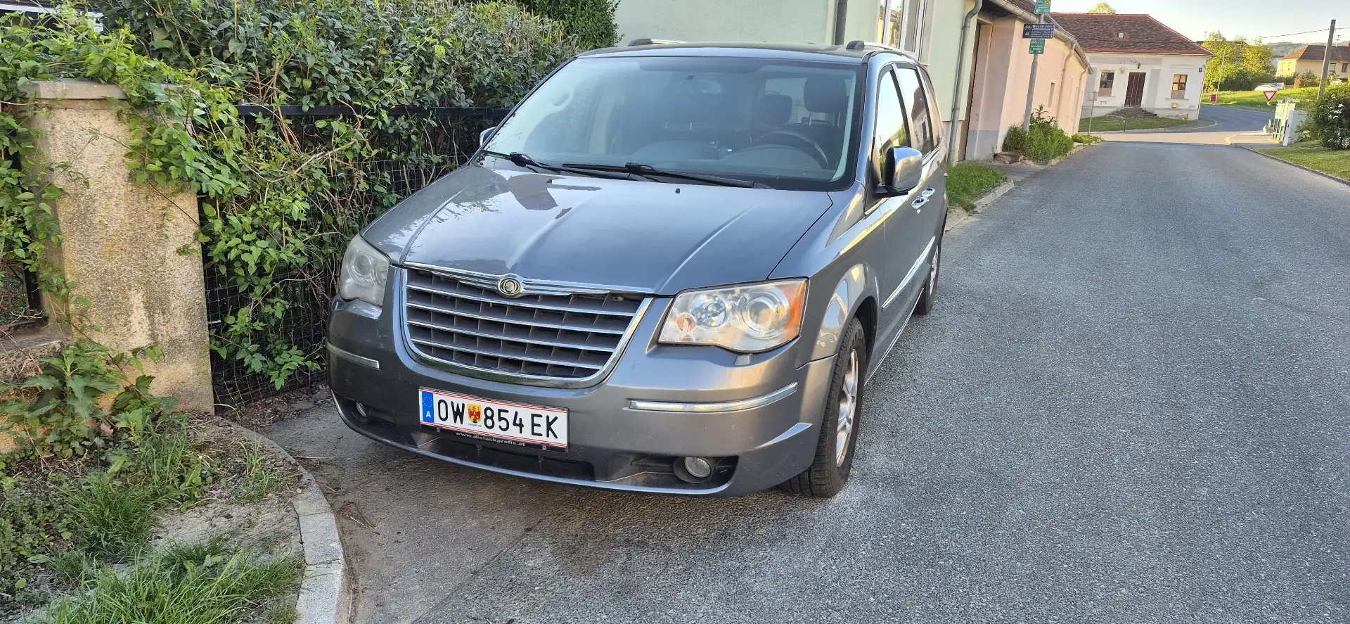 Chrysler Grand Voyager 2.8 CRD Automatik Limited - 1
