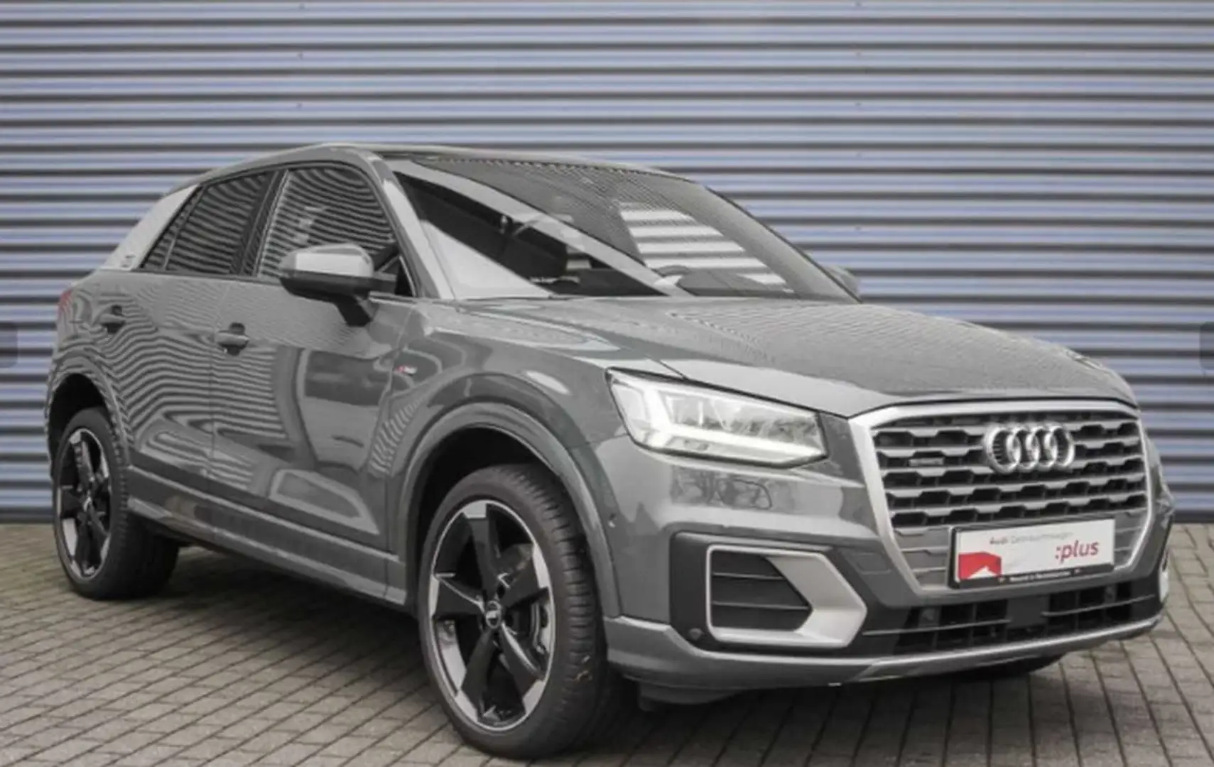 Audi Q2 1.4 TFSI S-LINE Gris - 1